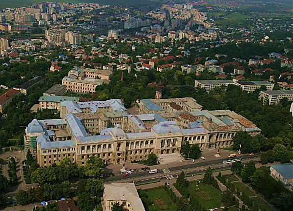 Universitatea “Alexandru Ioan Cuza” din Iași.jpg (78 KB)